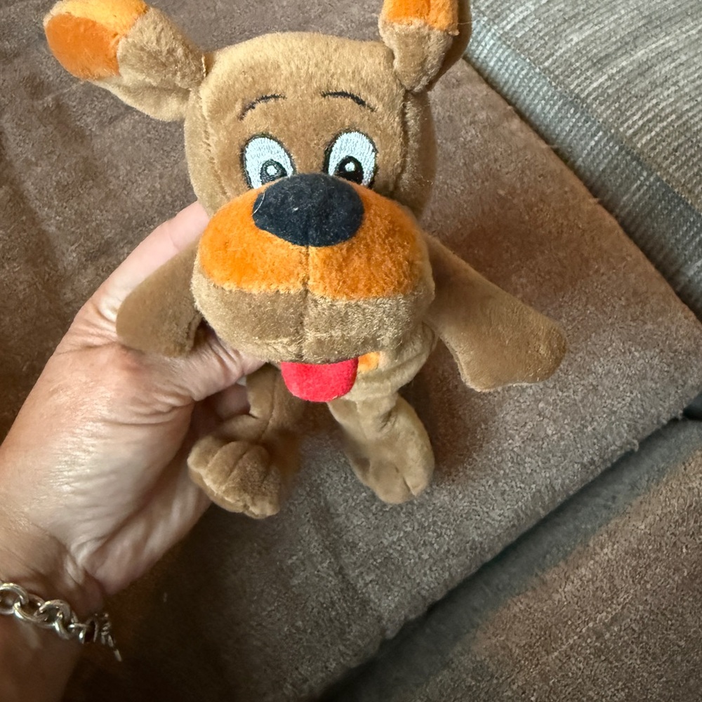 Wags The Dog THE WIGGLES Brown PUPPY Beanbag STUFFED Animal Toy 2003 Character